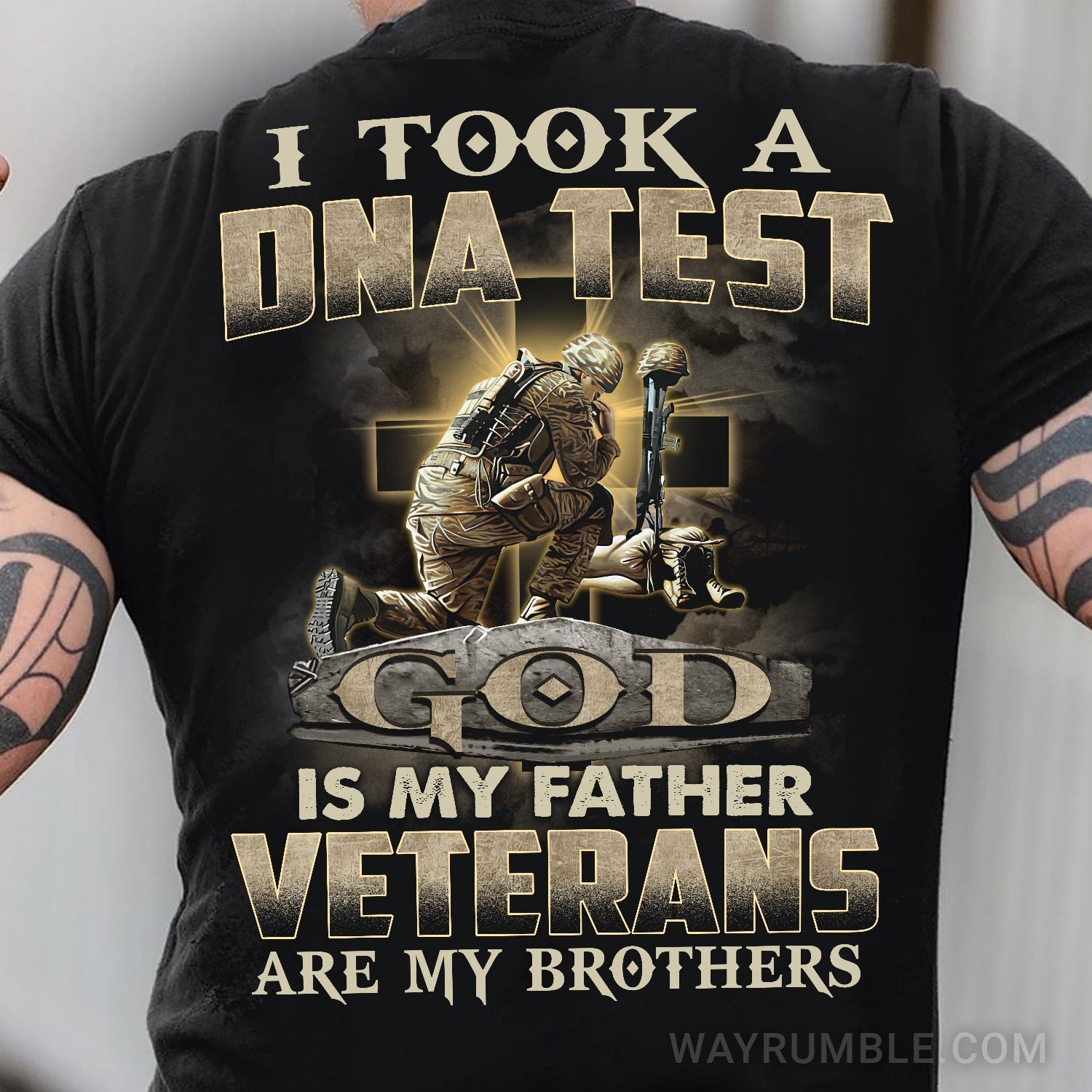 Jesus, awesome warrior, God is my father & Veterans are my brothers Back-printed T Shirt