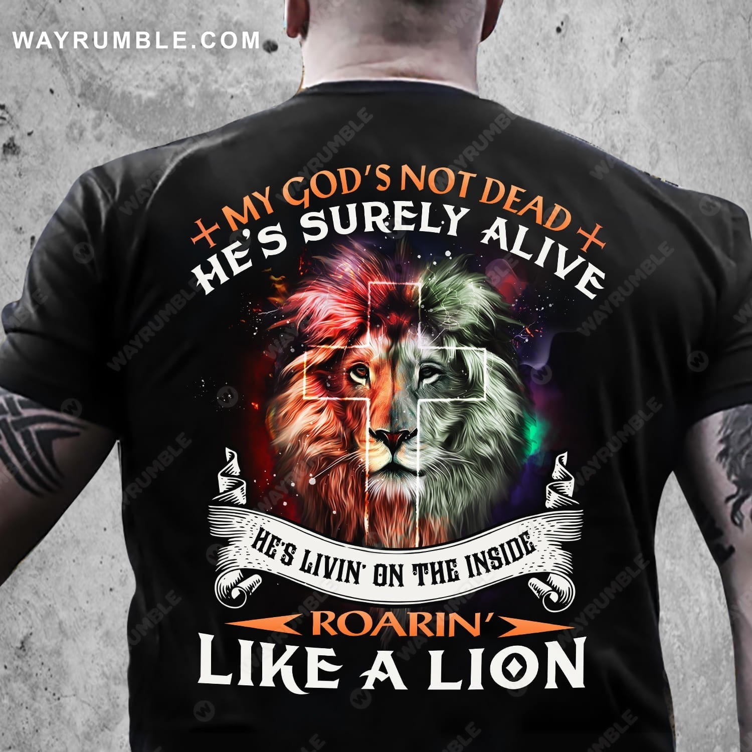 Jesus, Lion of Judah, My God’s not dead, he’s surely alive Back-printed T Shirt
